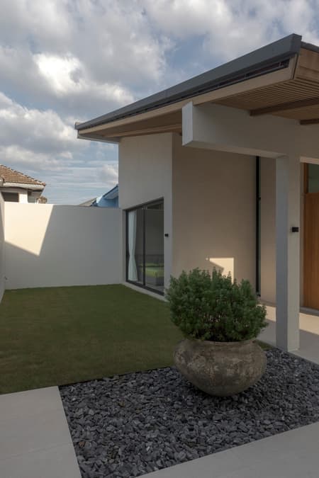 Baan Tectonix House